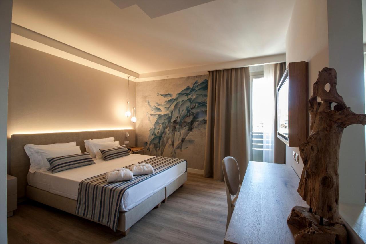 Aqua Boutique Hotel Кастільйоне-делла-Пеская Екстер'єр фото