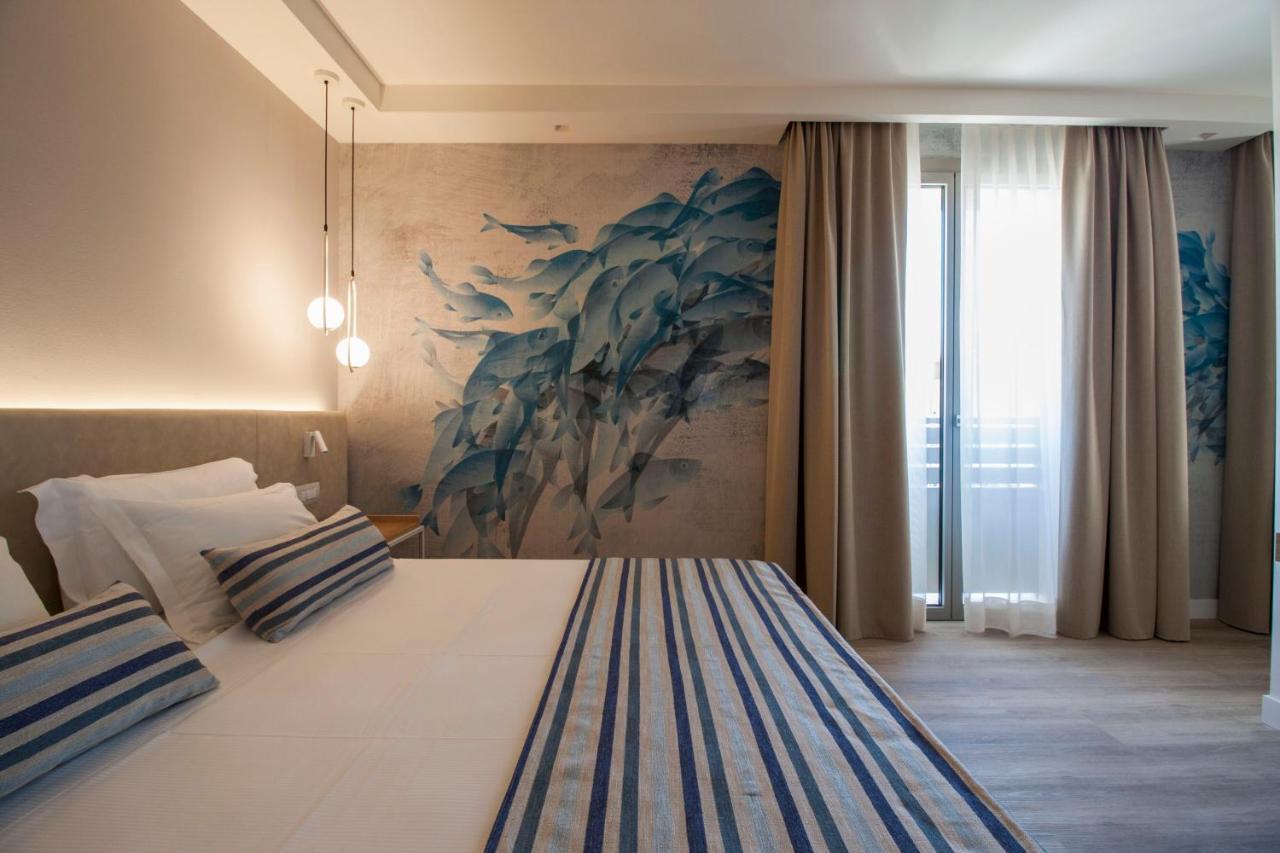 Aqua Boutique Hotel Кастільйоне-делла-Пеская Екстер'єр фото