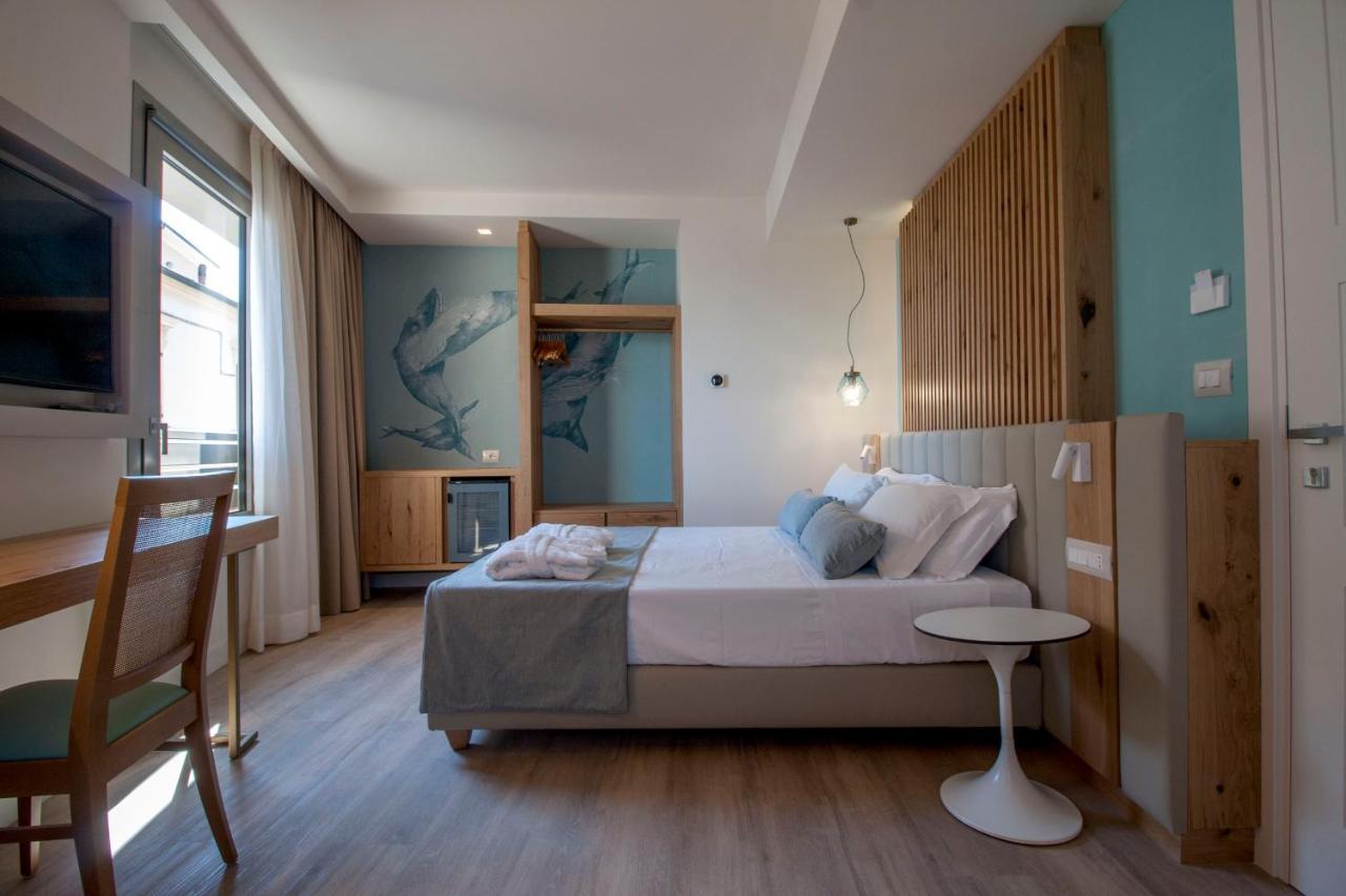 Aqua Boutique Hotel Кастільйоне-делла-Пеская Екстер'єр фото