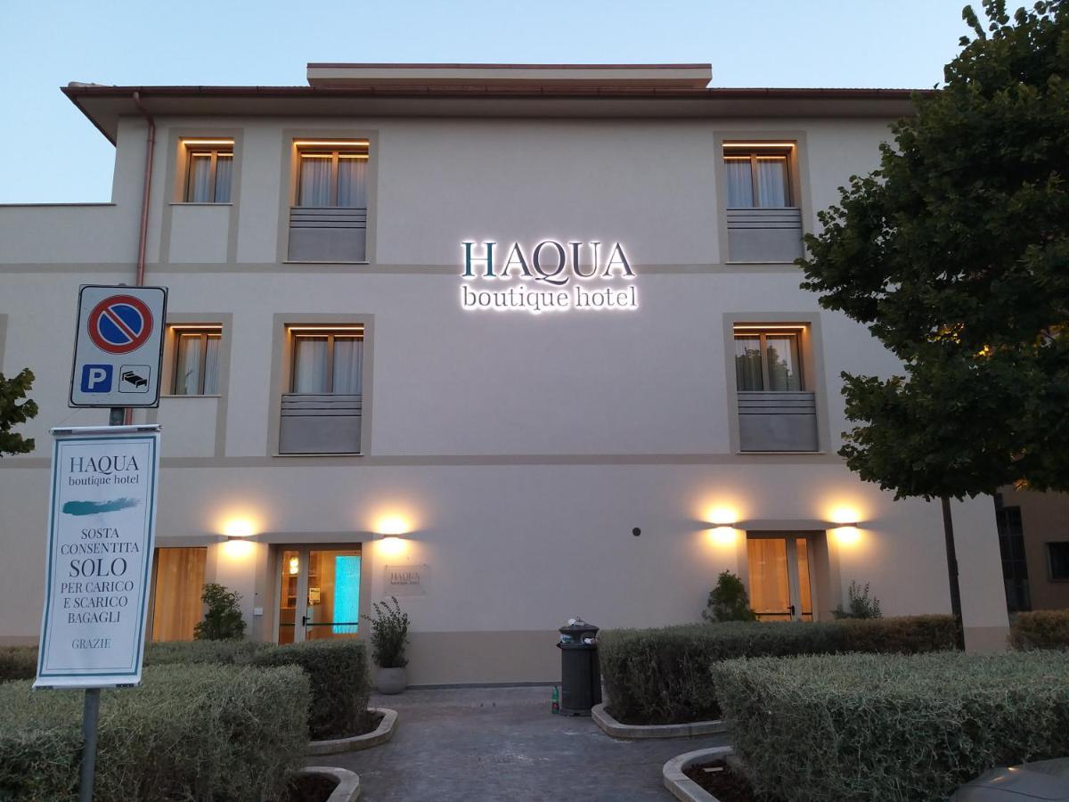 Aqua Boutique Hotel Кастільйоне-делла-Пеская Екстер'єр фото